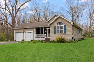 134 Summer St unit Rear, Blackstone, MA 01504 - photo 2