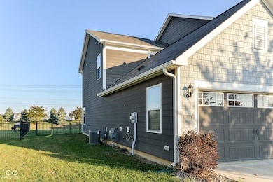 15309 Eastpark Cir W, Fishers, IN 46037 - photo 3