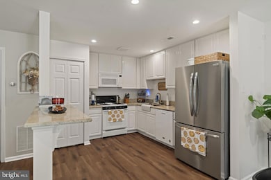 106 Quay Ct unit 106, Palmyra, NJ 08065 - photo 7