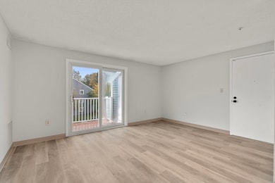 11 Silver Hill Ln unit 11, Natick, MA 01760 - photo 4