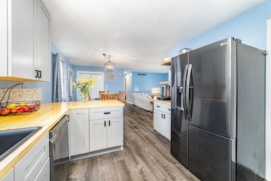 3603 W Wackerly St, Midland, MI 48640 - photo 6