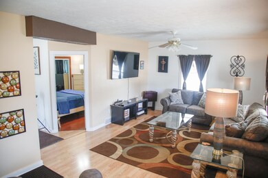 LIVING RM VIEW 3