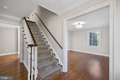 1015 Potomac Ln, Alexandria, VA 22308 - photo 4