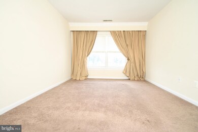 6510 Lake Park Dr unit 304, Greenbelt, MD 20770 - photo 6