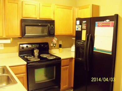 6701 Arbor Creek Dr unit 13, Louisville, KY 40228 - photo 2