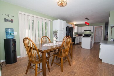 103 Adams Cir, Northbridge, MA 01534 - photo 4