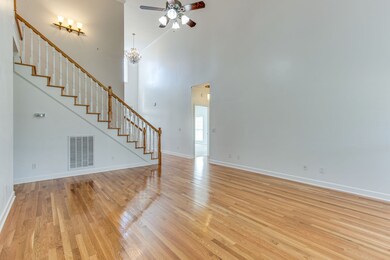 Large living room. Harwoods in great shape.