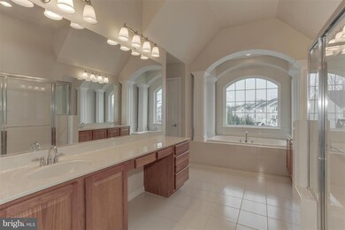 2803 Compass Cir, Woodbridge, VA 22191 - photo 6