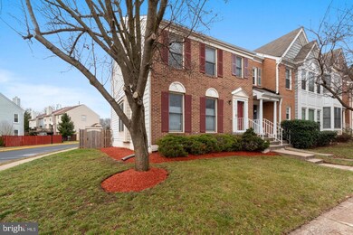 21819 Stonington Square, Sterling, VA 20164 - photo 2