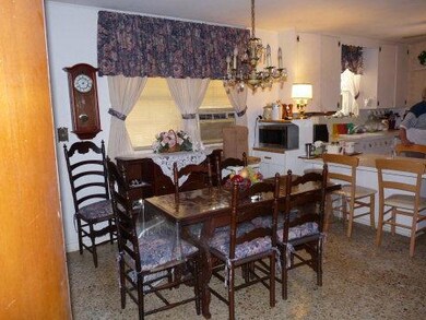 1002 Valley View Dr, Weslaco, TX 78596 - photo 5