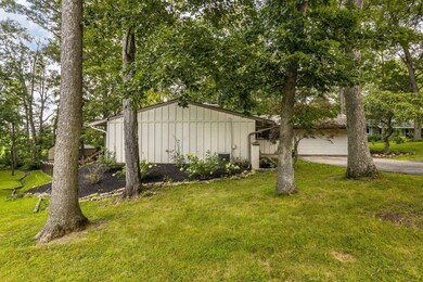 1309 Yorkshire Ct, Circleville, OH 43113 - photo 2