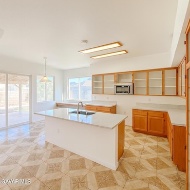 ChatGPT Image Oct 28, 2025, 01_55_33 PM