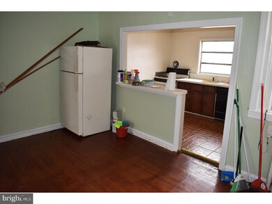 166 N Carol Blvd, Upper Darby, PA 19082 - photo 7