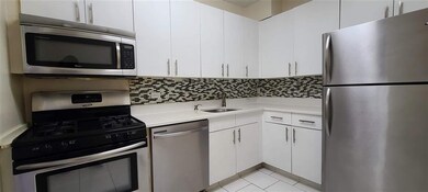 The Emerald unit 2004, Jersey City, NJ 07310 - photo 4