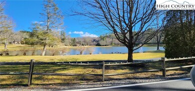 264 Evergreen Dr unit 5, Blowing Rock, NC 28605 - photo 3