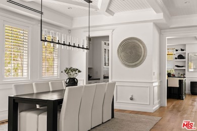 5235 Sylmar Ave, Sherman Oaks, CA 91401 - photo 2