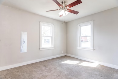 300 N Ludlow, Covington-12