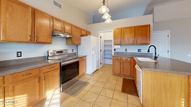 8023 E Dartmouth St, Mesa, AZ 85207 - photo 4