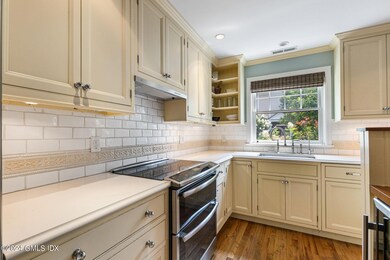 4-web-or-mls-51-forest-ave-unit-164