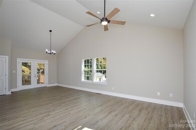 215 Aspen Dr, Gastonia, NC 28052 - photo 5