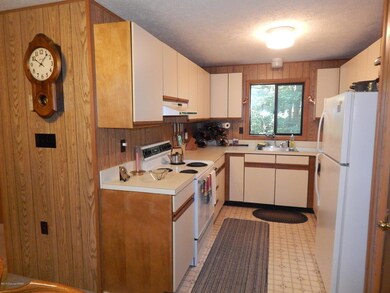 1220 Riverside Heights E, Pocono Lake, PA 18347 - photo 6