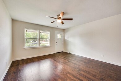 7812 Standley St, North Richland Hills, TX 76180 - photo 6