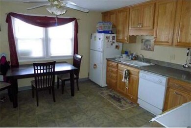 210 Cohasset St, Worcester, MA 01604 - photo 4