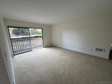 432 Edgehill Ln unit 8, Oceanside, CA 92054 - photo 6
