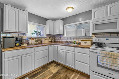 311 Maryville Hwy-113