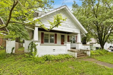 922-W-Broadway-2