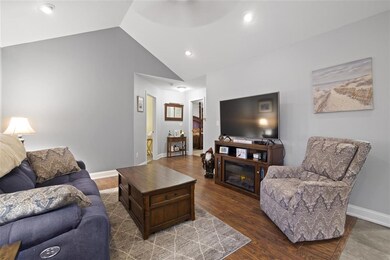 60 Leddy Dr, Epping, NH 03042 - photo 7