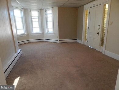 17427 Virginia Ave, Hagerstown, MD 21740 - photo 4