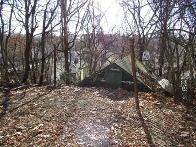 2708 Garbett St, McKeesport, PA 15132 - photo 5