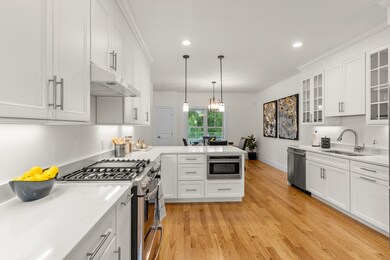 40 Senator Bolling Cir, Boston, MA 02124 - photo 7