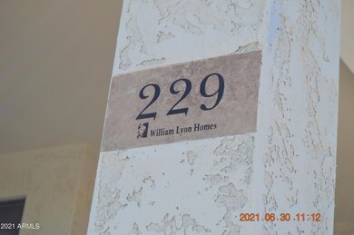 229 N SANDAL