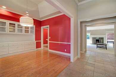 5924 S Marion Place, Tulsa, OK 74135 - photo 4