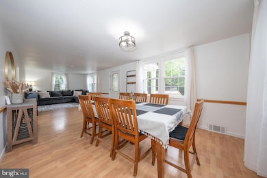 332 Old Lancaster Rd, Devon, PA 19333 - photo 5