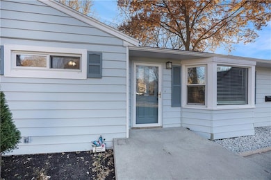 5308 Mcanany Dr, Shawnee, KS 66203 - photo 3