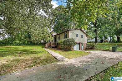 851 25th Ave NE, Center Point, AL 35215 - photo 2