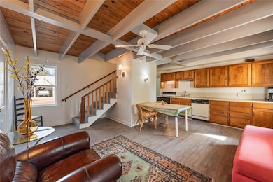 705 Buttonwood St, Bastrop, TX 78602 - photo 4