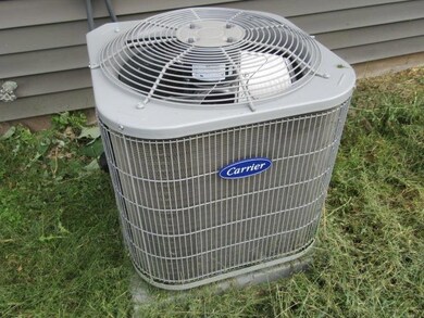 2423 Morehouse Ave, Elkhart, IN 46517 - photo 4