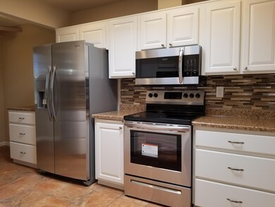 14037 N Palm Ridge Dr W, Sun City, AZ 85351 - photo 2