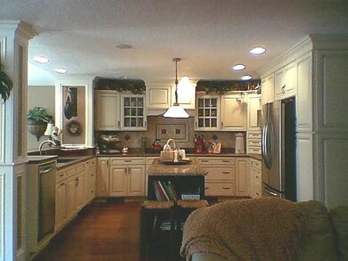 8193 E North Rd, Syracuse, IN 46567 - photo 4