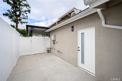 19069 Celtic St, Los Angeles, CA 91326 - photo 2