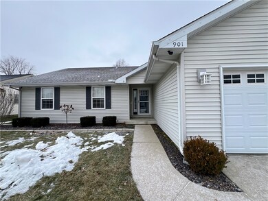 901 Vanlaningham Dr, Mattoon, IL 61938 - photo 4