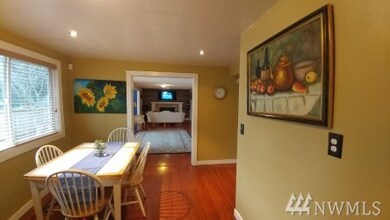 10127 238th St SW, Edmonds, WA 98020 - photo 2