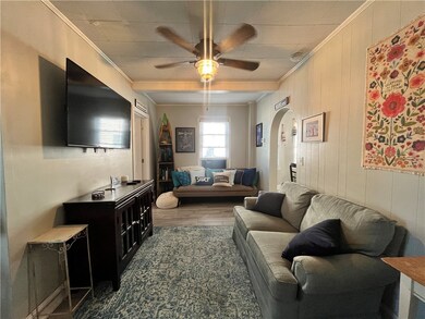 16 Vaughan Ave unit 1, Newport, RI 02840 - photo 4