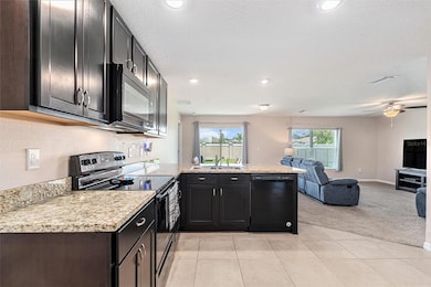 8034 Broad Pointe Dr, Zephyrhills, FL 33540 - photo 7