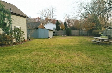 79 Massachusetts Ave, Ludlow, MA 01056 - photo 5