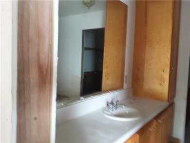 Master Bath/Spa.